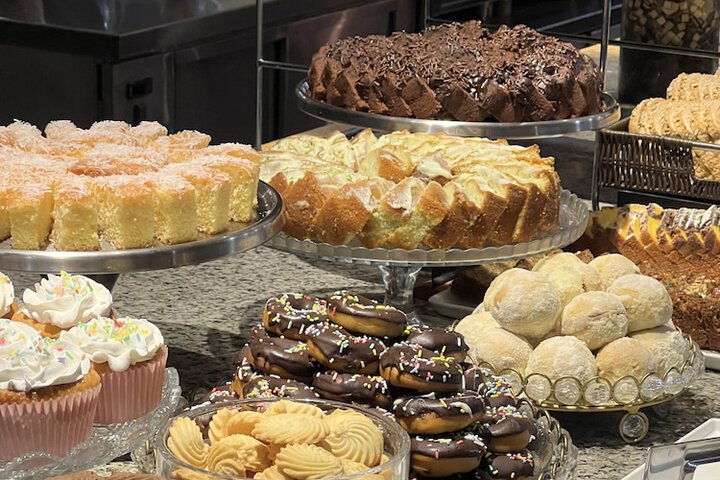 Dining 112 of 126