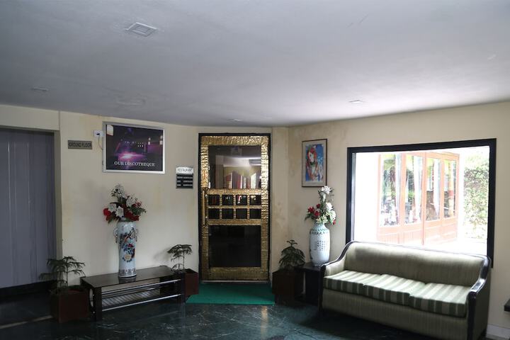 Room 14 of 49