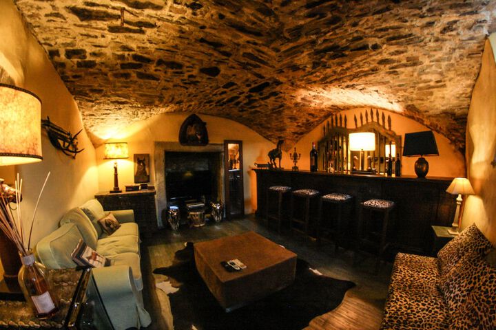 Chianti Club House