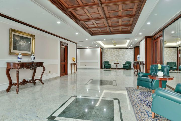 Hotel Lobby
