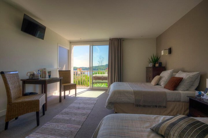 Room 4 of 50
