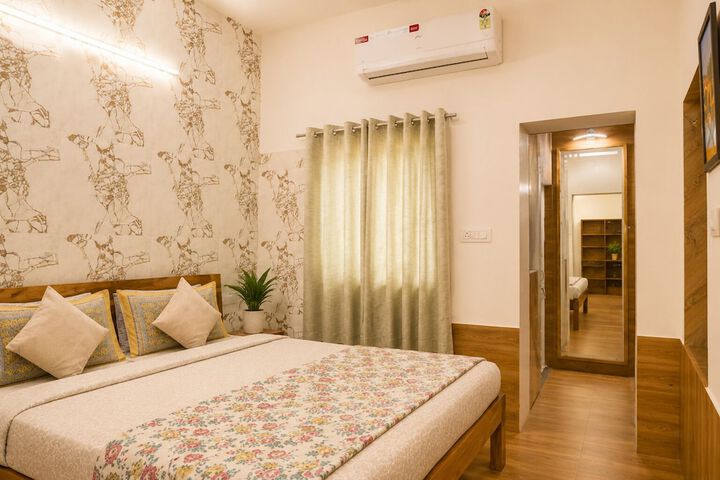 Room 14 of 31