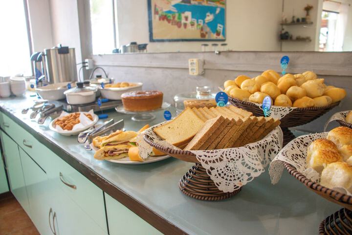 Breakfast/Coffee Service 87 of 102