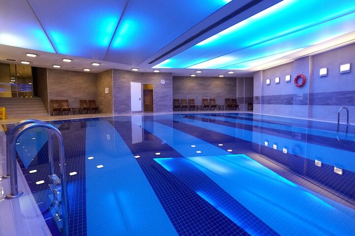 Pool 44 of 88