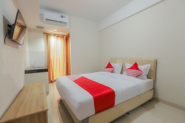 Room 4 of 15