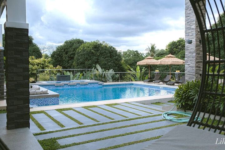 Pool 39 of 62