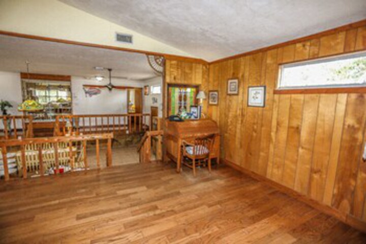 Hotel Interior 7 of 21