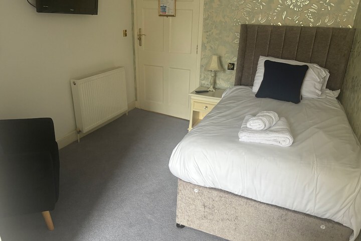 Room 71 of 132