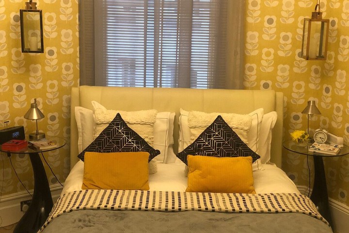 Room 7 of 7