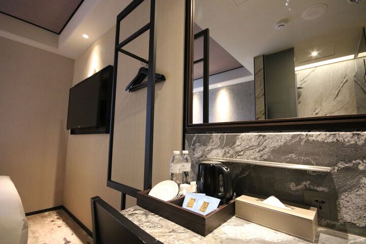 Room 14 of 58
