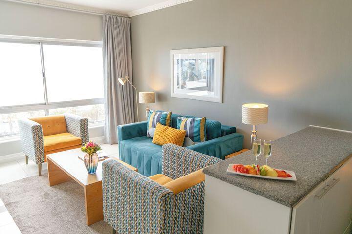 Room 75 of 370