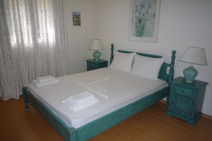Room 36 of 46