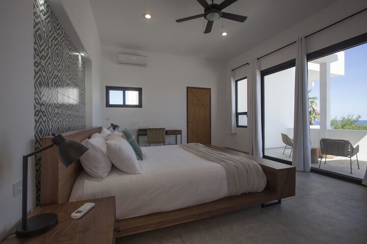 Room 6 of 85