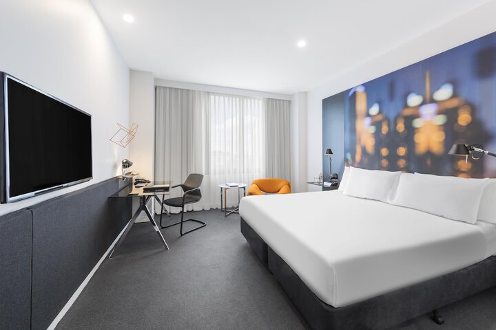 Room 8 of 38
