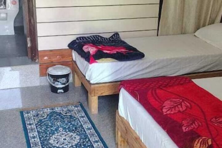 Room 8 of 23