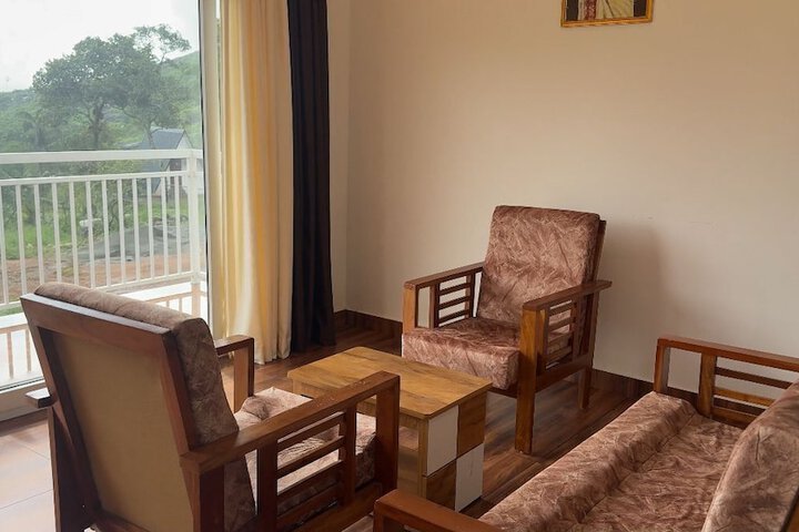Room 8 of 21