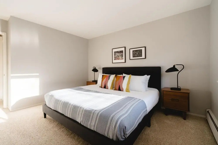 Room 3 of 17