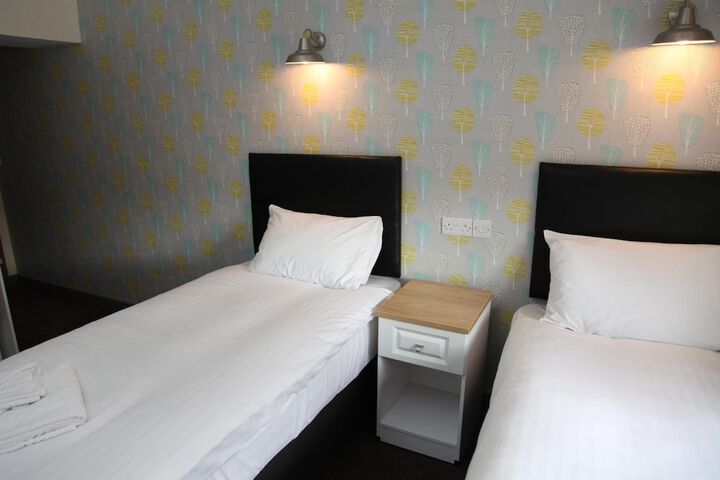 Room 8 of 47