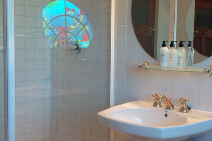 Clean Restrooms