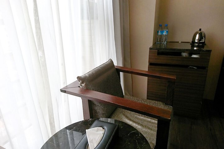 Room 18 of 50