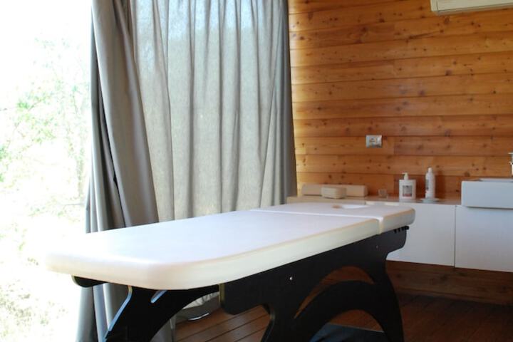 Room 40 of 56