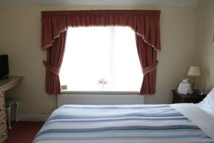 Room 6 of 24