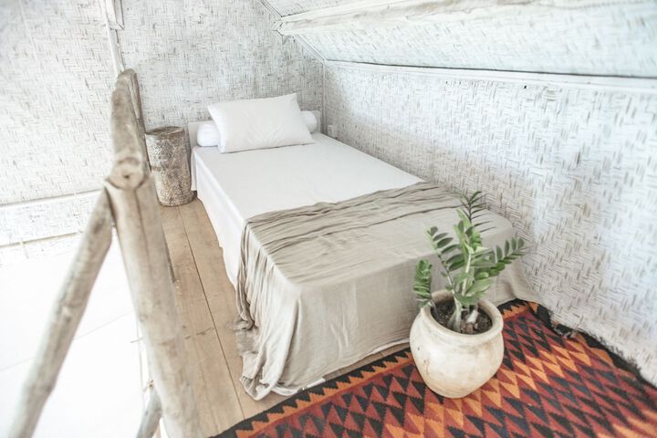 Room 14 of 28