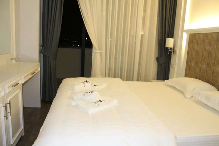Room 22 of 65