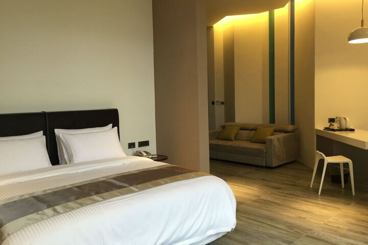 Room 5 of 45