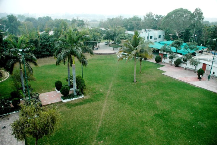 Property Grounds 13 of 14