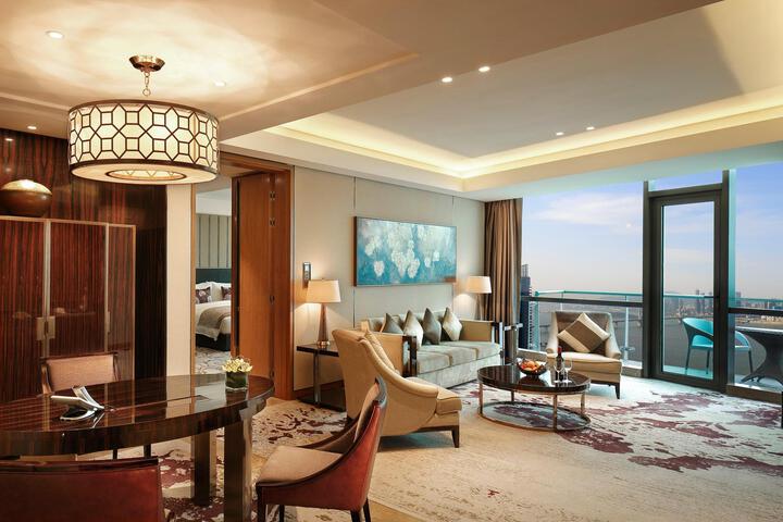 Room 49 of 111