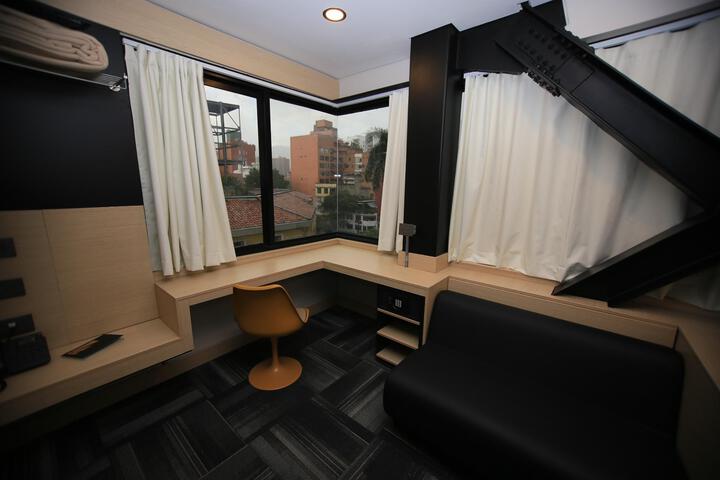 Room 20 of 43