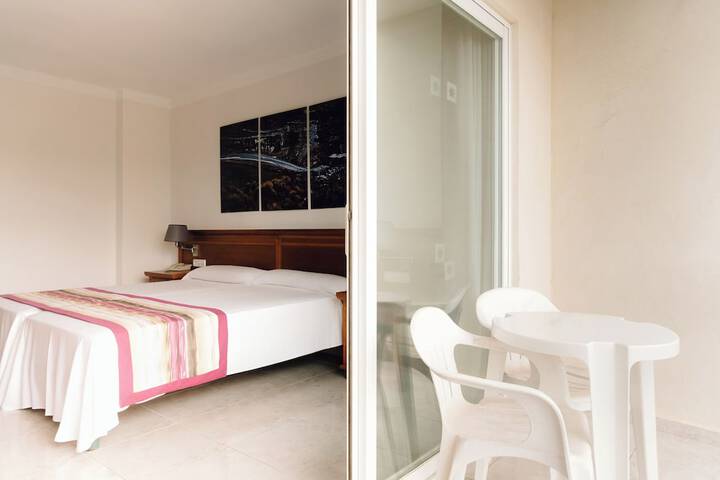 Room 2 of 45