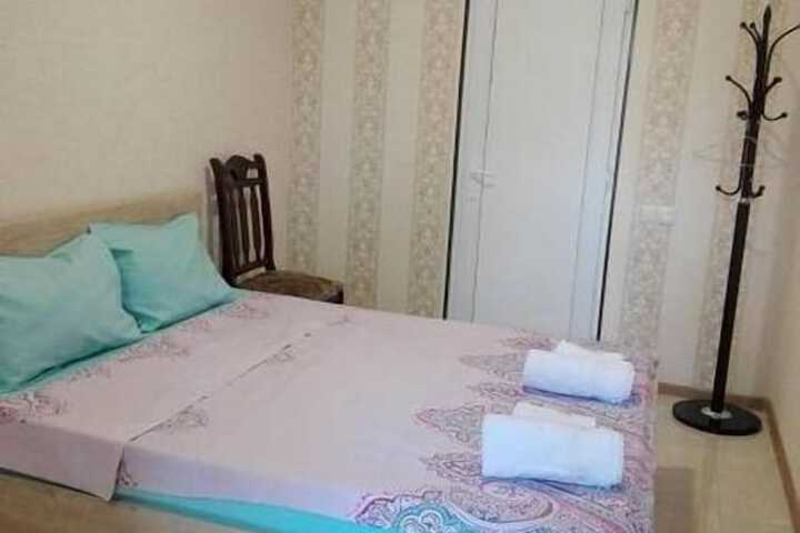 Room 9 of 33