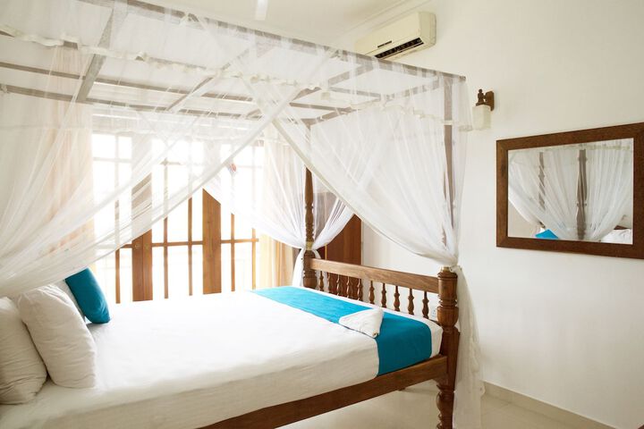 Room 3 of 71