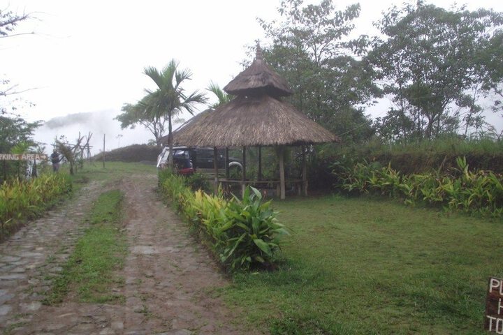 Property Grounds 19 of 32