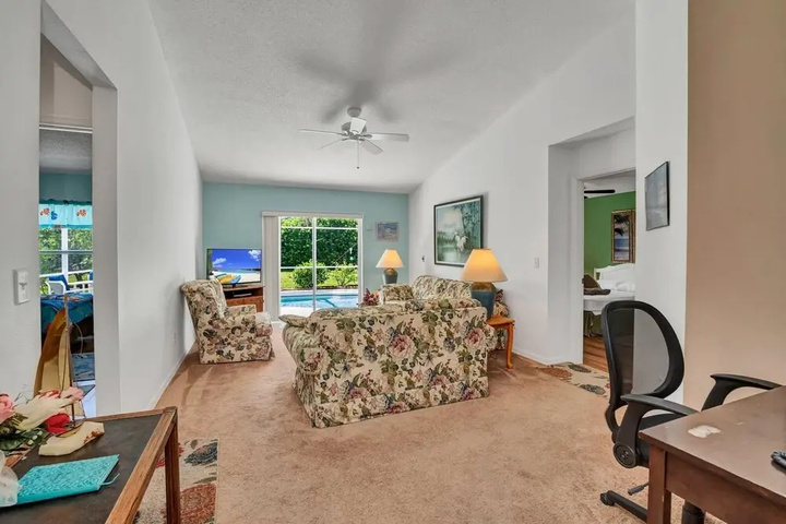 Room 2 of 17