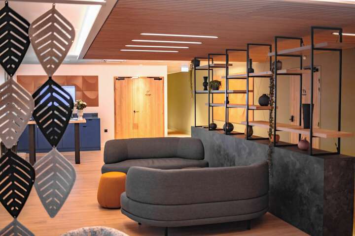 Hotel Interior 2 of 99