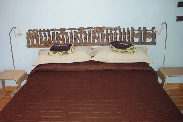 Room 7 of 8
