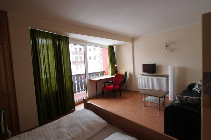 Room 5 of 55