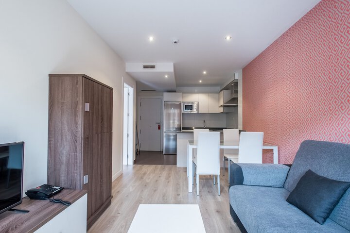 Room 4 of 22