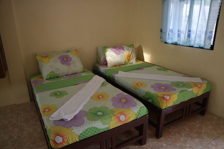 Room 8 of 17