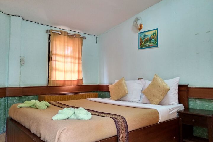 Room 9 of 46