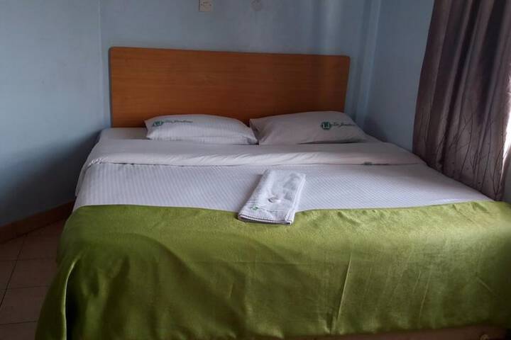Room 17 of 45