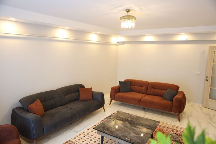 Room 18 of 48