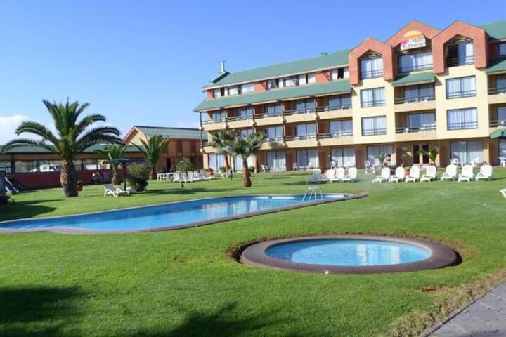 Hotel Y Cabañas Mar De Ensueño in La Serena
