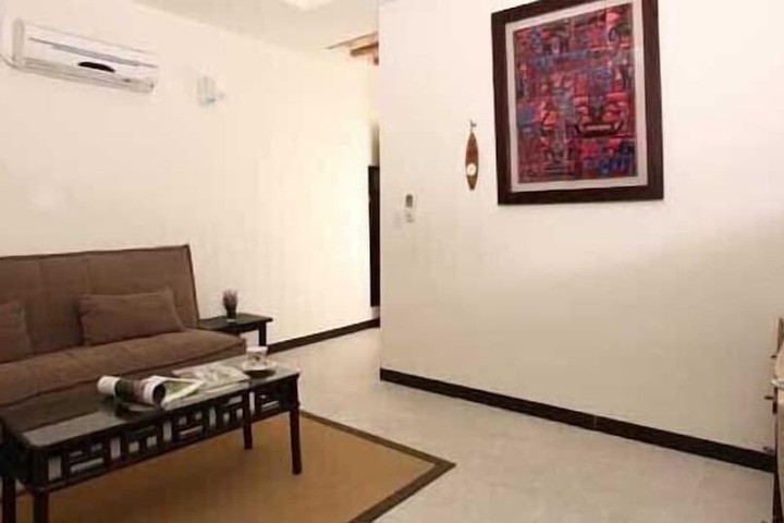 Room 43 of 79
