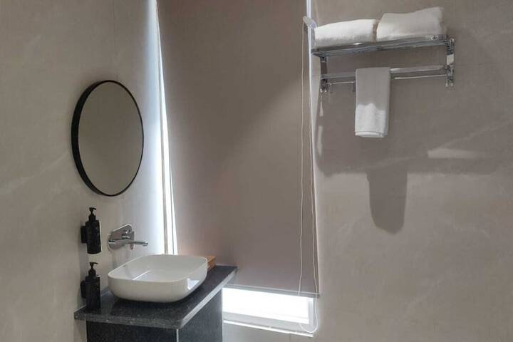 Room 51 of 72
