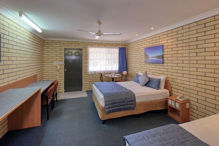 Room 5 of 45