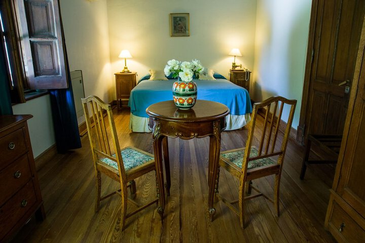Room 4 of 19